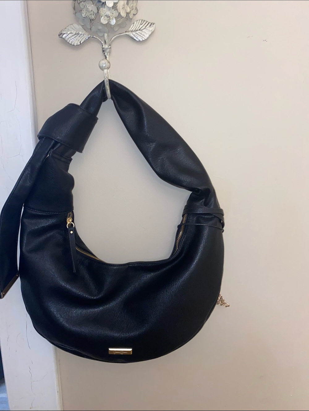 Jessica Simpson Black Shoulder Hobo Bag - Elegant Everyday Carry